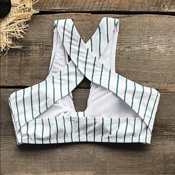 Cupshe bikini top - Picture 3 of 7